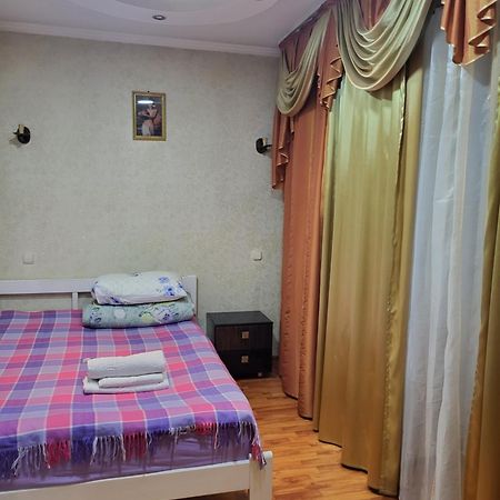 Apartments Ahmetova 6 32 Almaty Esterno foto